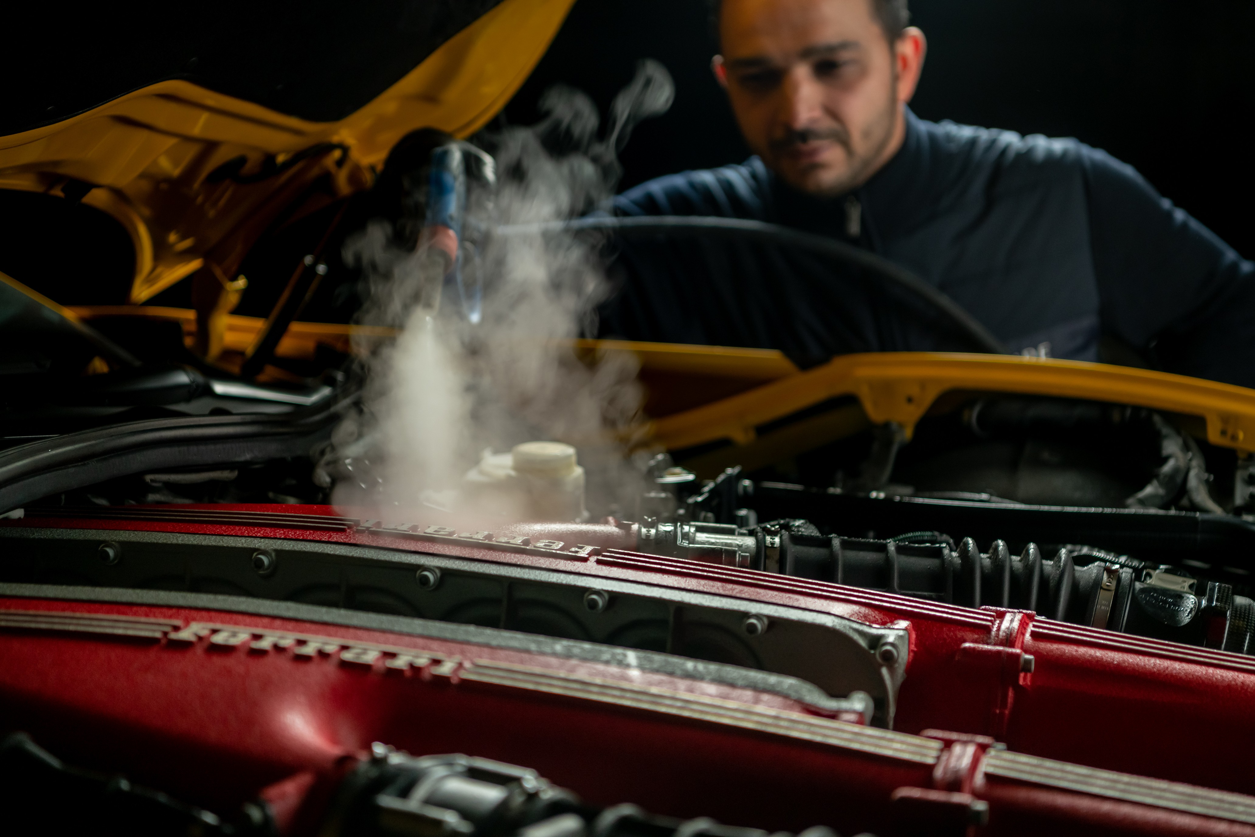 ferrari f12 berlinetta v12